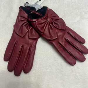 Aqua Women’s  Bow Leather Gloves- Size Medium NWT